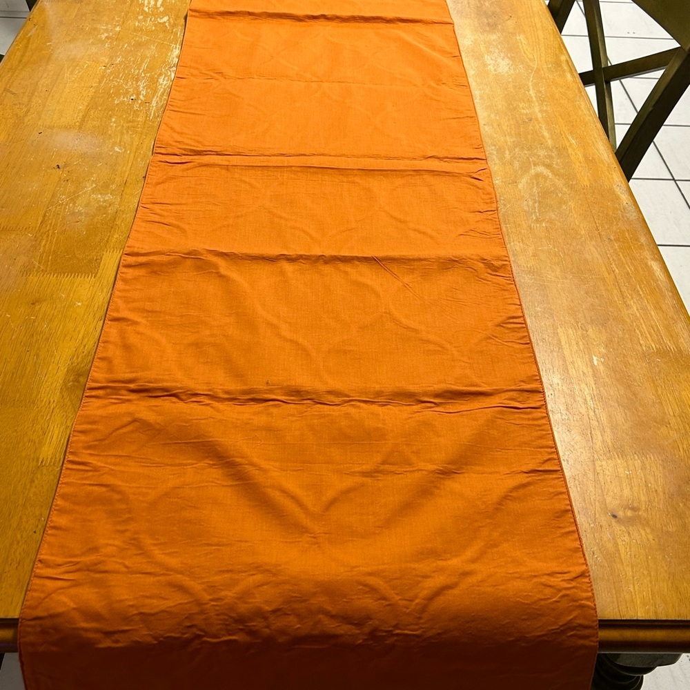 Pottery Barn Table Runner 18”x70” Texas Burnt Orange Halloween White Lattice NH - Picture 5 of 7